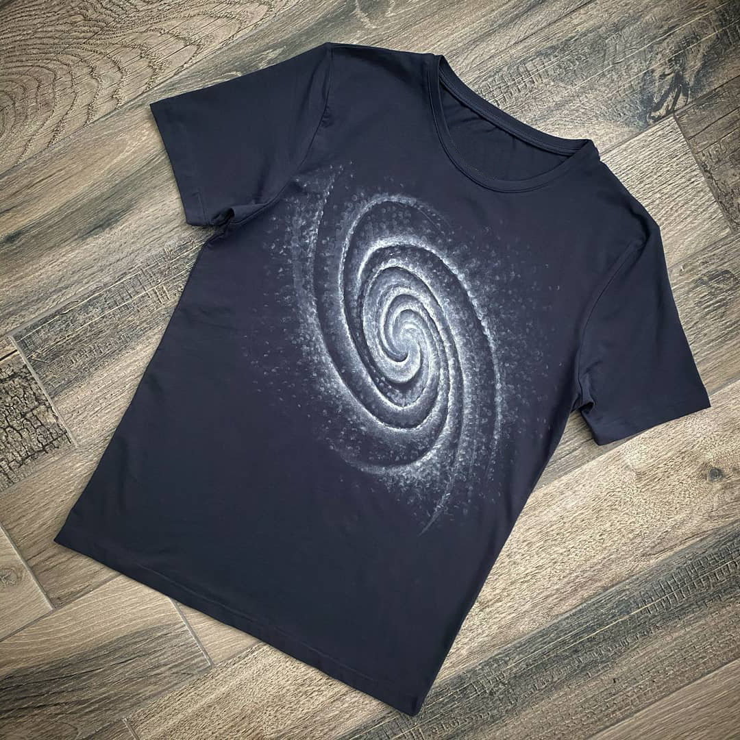 T-shirt Hand-Painted Universe